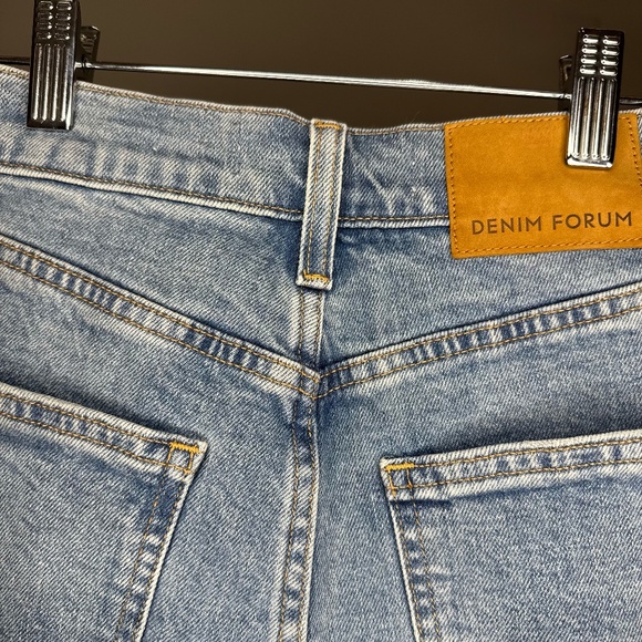 Aritzia - Denim Forum Hi-Rise Shorts - Size 23 (size XXS-XS) - Picture 7 of 9